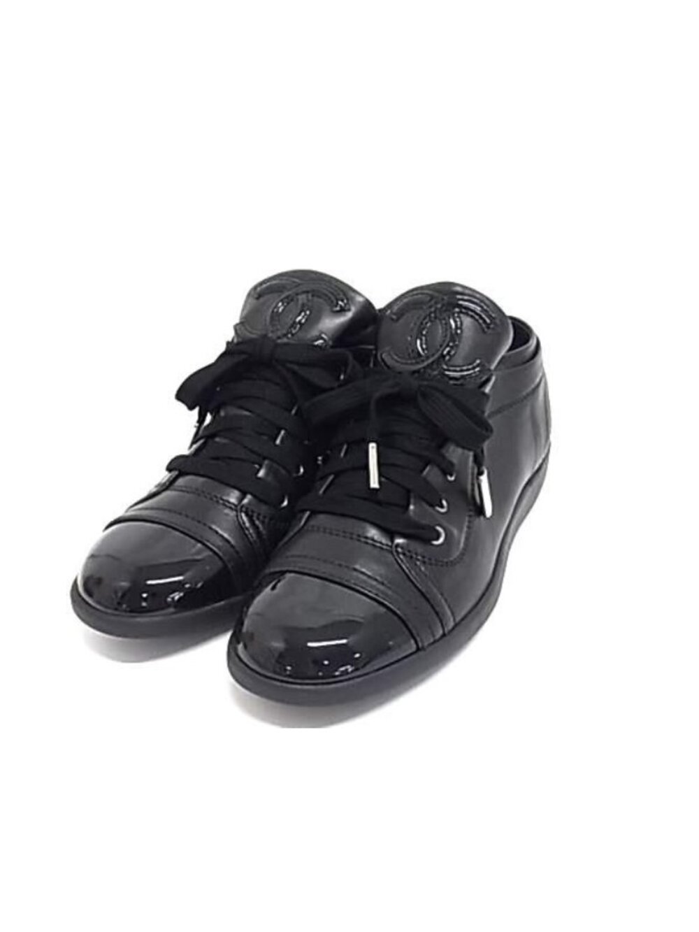 Chanel CC Logo Leather Sneakers Black